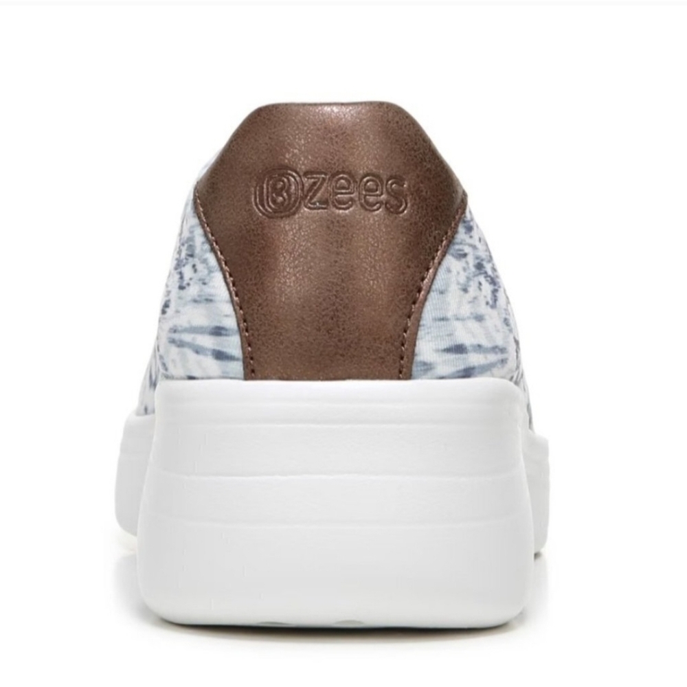 Bzees Easy Going Slip On. New.
